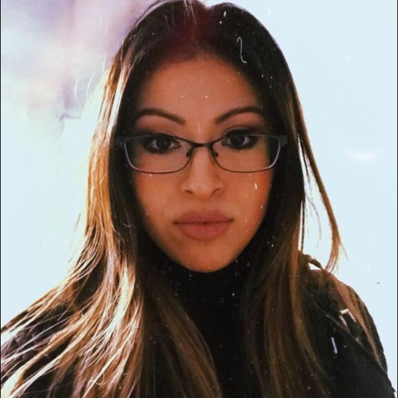 Meet your Posher, Ellie - Picture 2 of 2